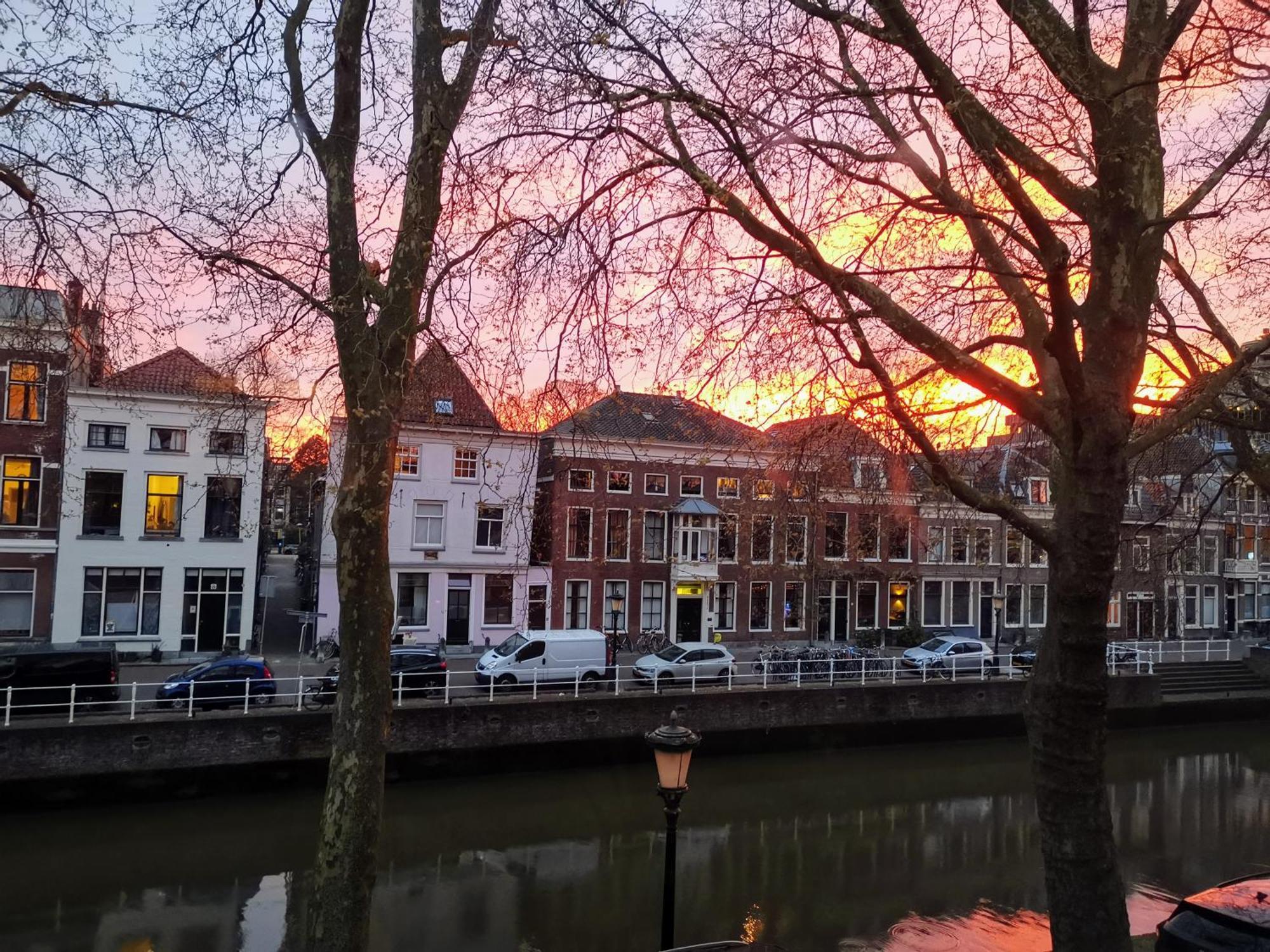 Апартаменты Slapen Aan De Sluis Утрехт Экстерьер фото